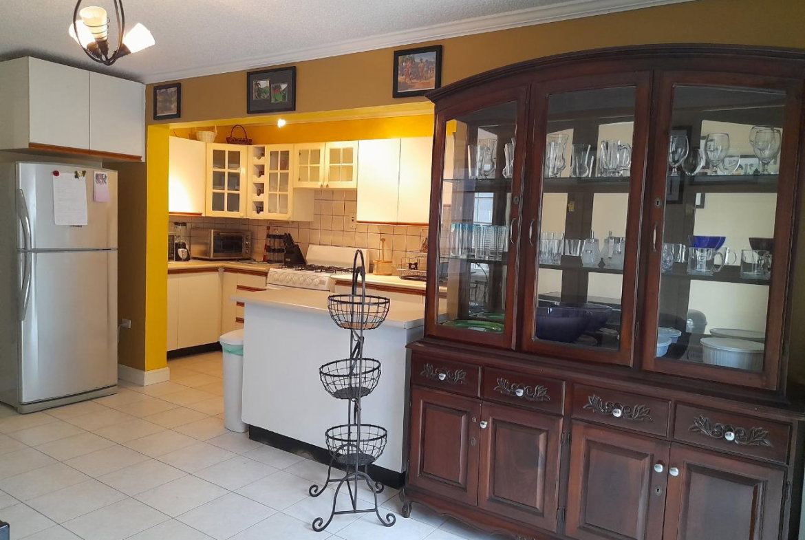 Eleventh image of 19 East Mountain Pride Avenu in Kingston 6, St. Andrew, Jamaica - property is For Rent