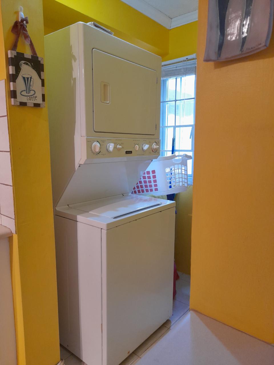 Tenth image of 19 East Mountain Pride Avenu in Kingston 6, St. Andrew, Jamaica - property is For Rent