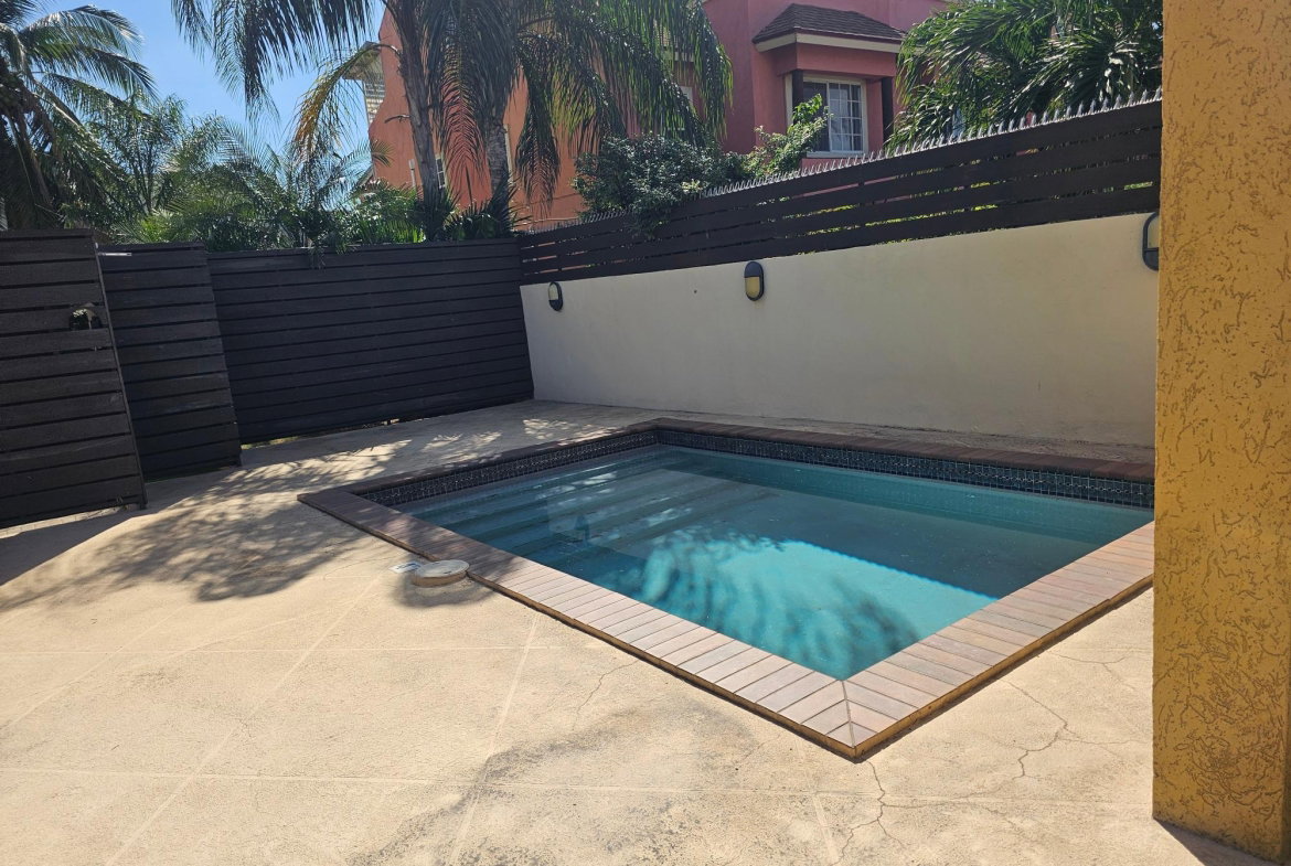 Nineteenth image of 3-3 Linstone Crescent in Kingston 6, St. Andrew, Jamaica - property is For Rent