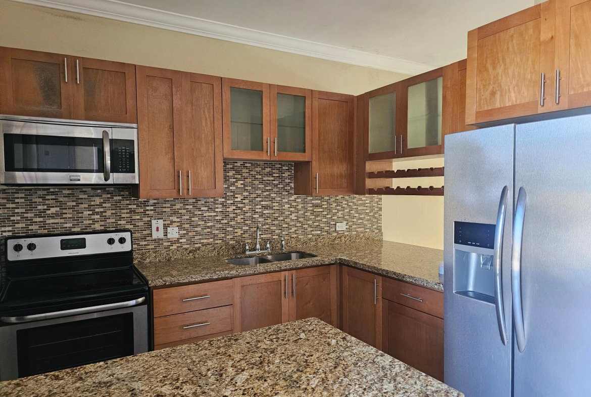 Fifth image of 3-3 Linstone Crescent in Kingston 6, St. Andrew, Jamaica - property is For Rent