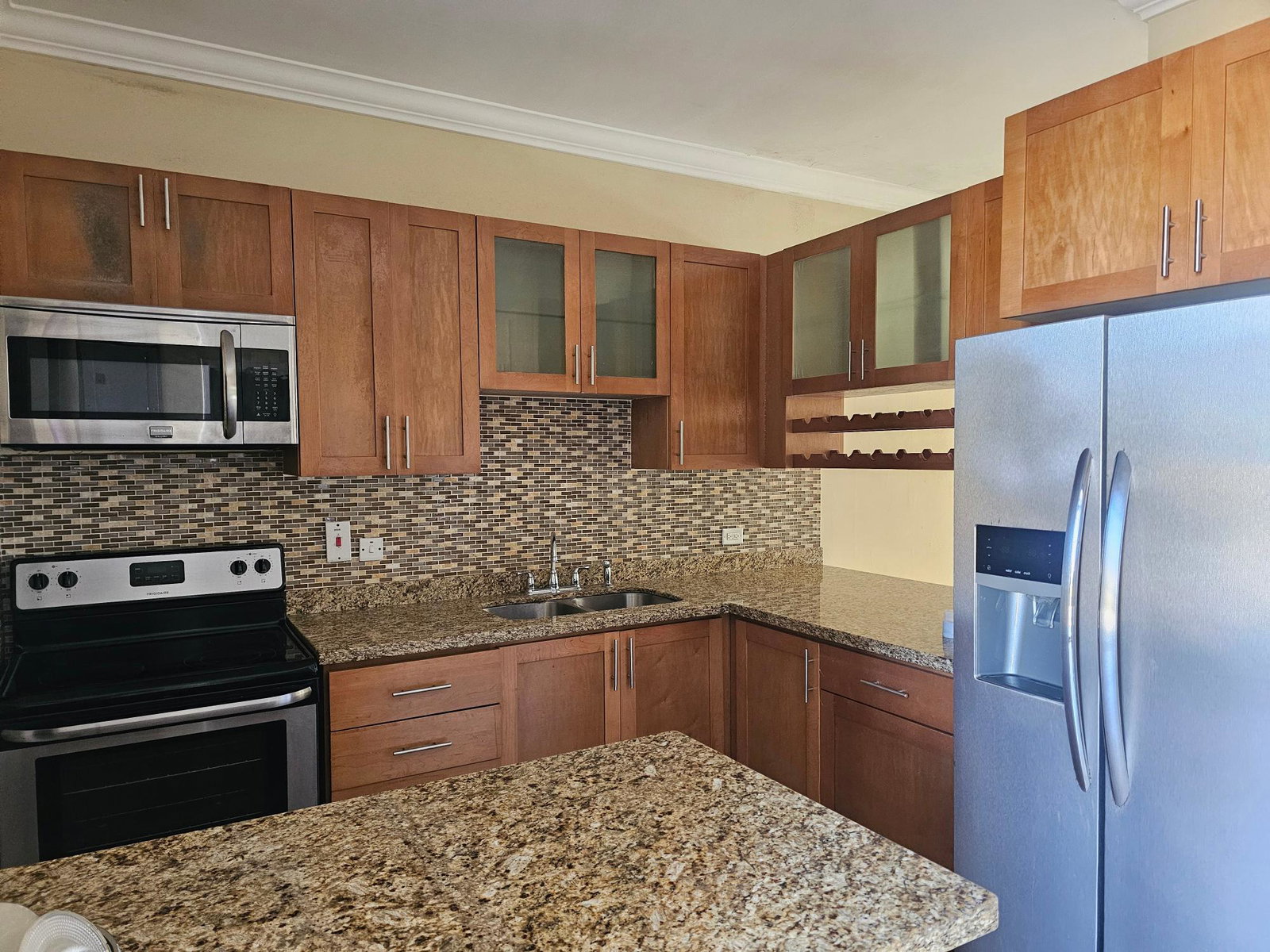 Fifth image of 3-3 Linstone Crescent in Kingston 6, St. Andrew, Jamaica - property is For Rent