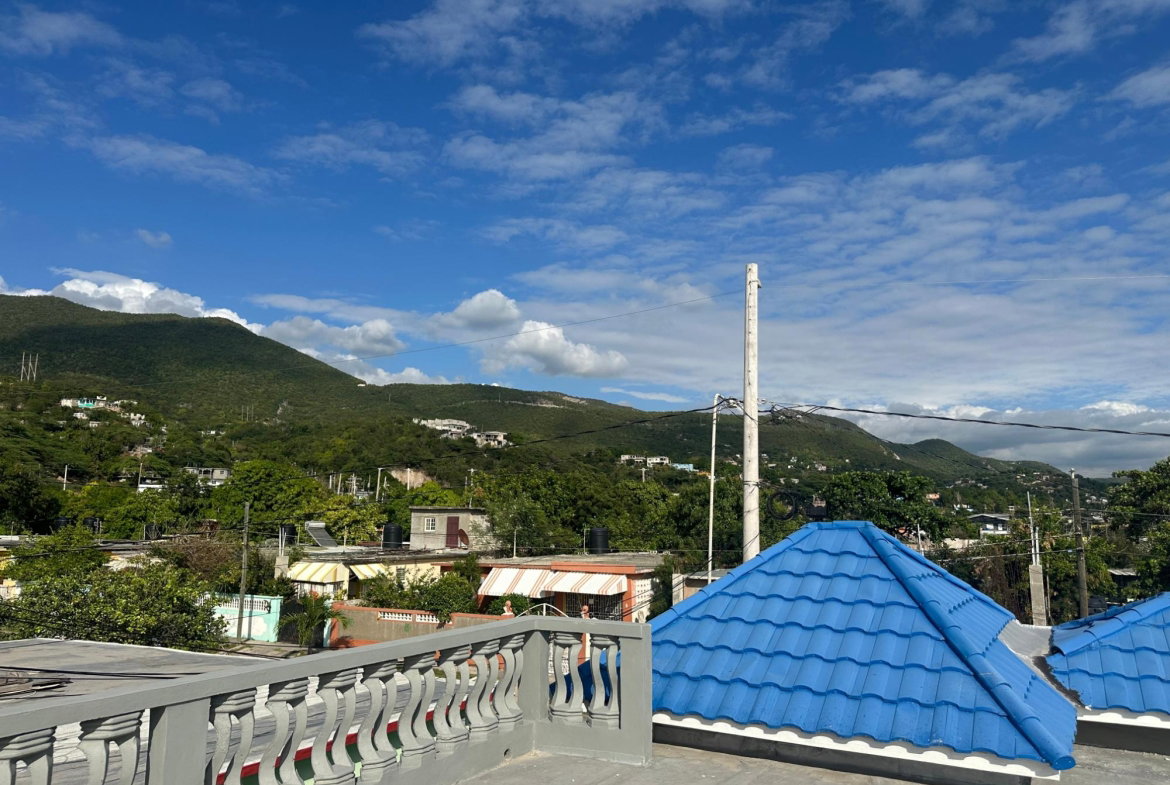 Tenth image of 6 Sirus Avenue in Kingston 1, Kingston, Jamaica - property is For Rent