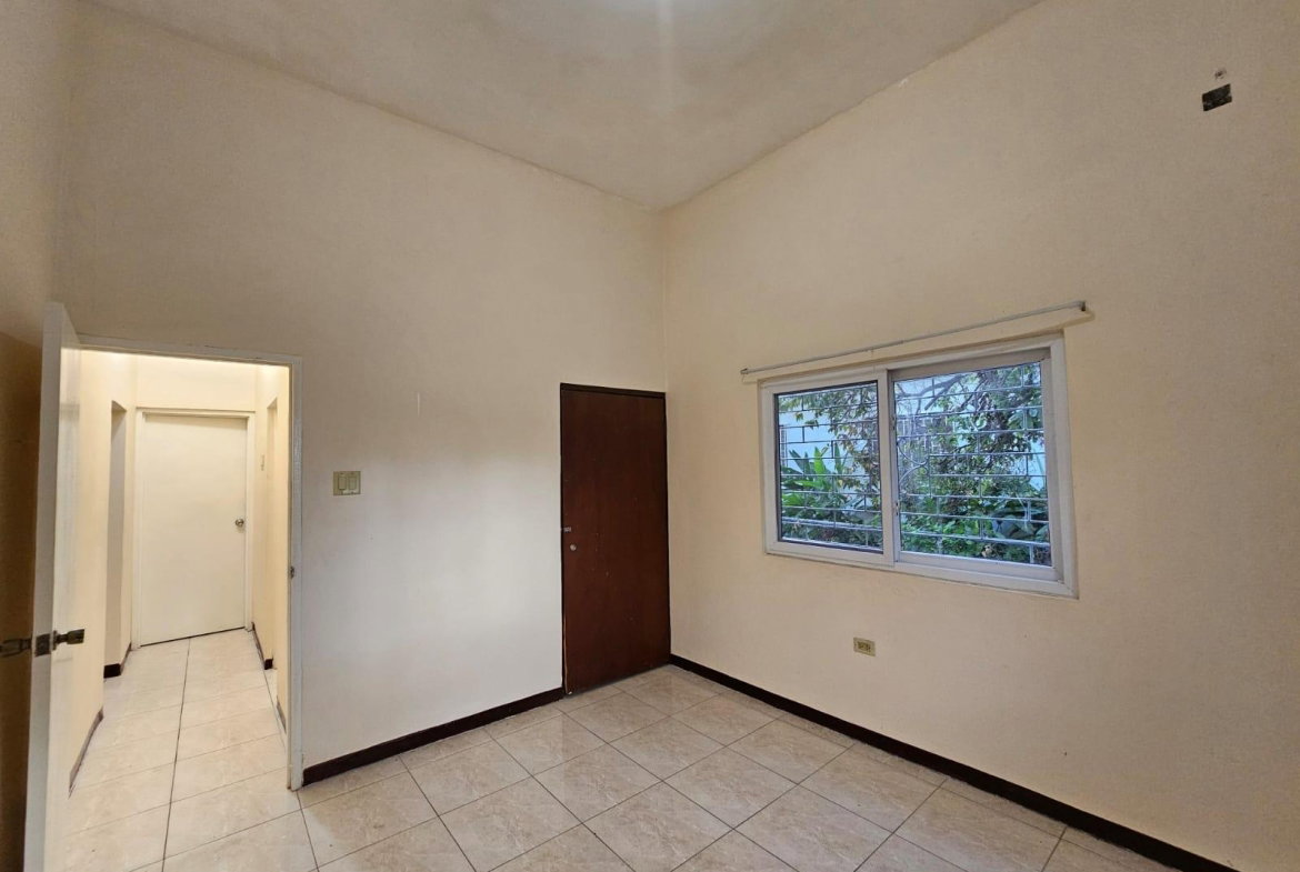 Twelfth image of Laurel Drive in Kingston 10, St. Andrew, Jamaica - property is For Rent