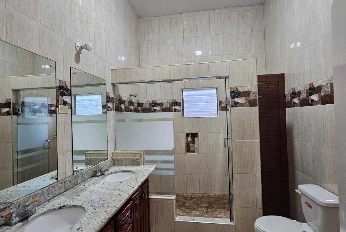 Thirteenth image of Laurel Drive in Kingston 10, St. Andrew, Jamaica - property is For Rent