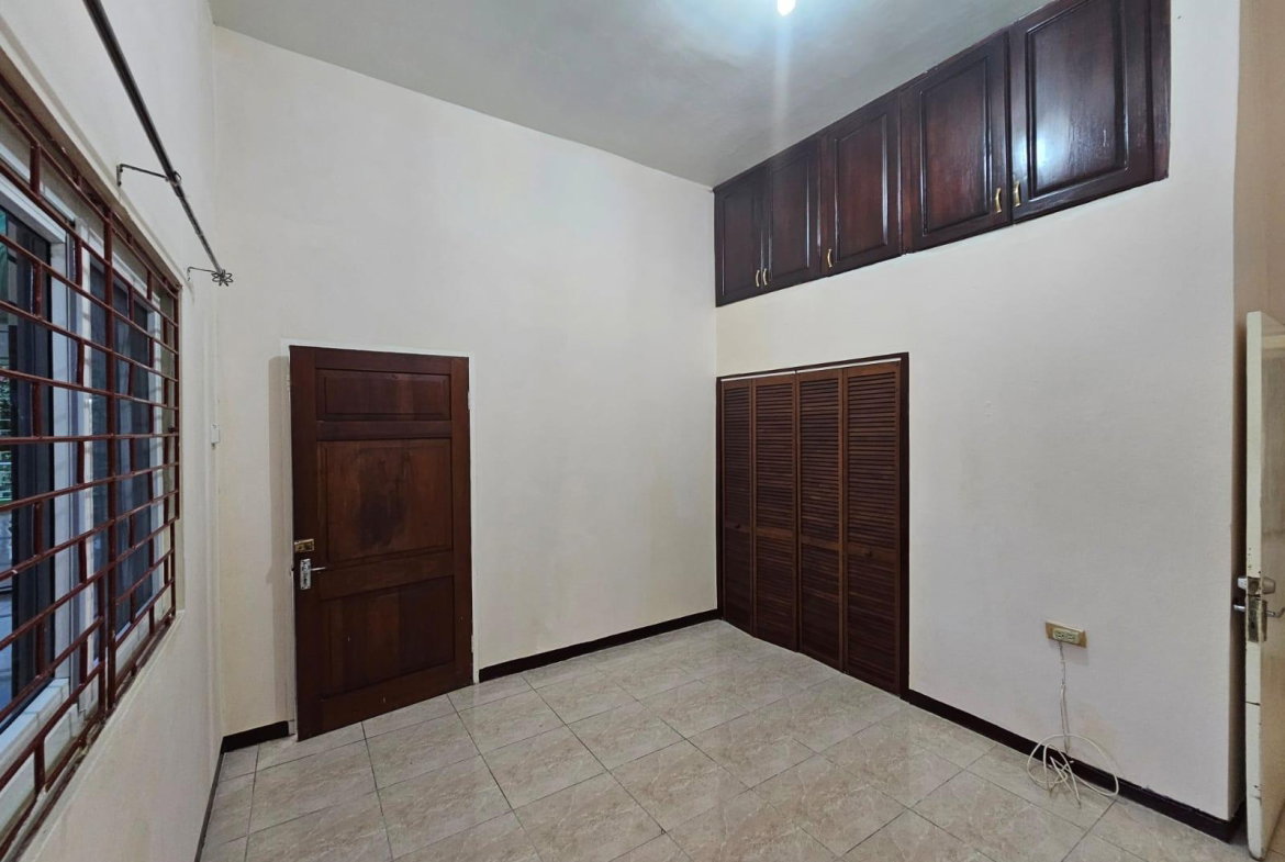 Ninth image of Laurel Drive in Kingston 10, St. Andrew, Jamaica - property is For Rent