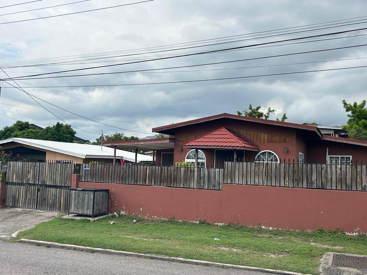 Seventh image of 38 Roehampton Close in Kingston 19, St. Andrew, Jamaica - property is For Sale