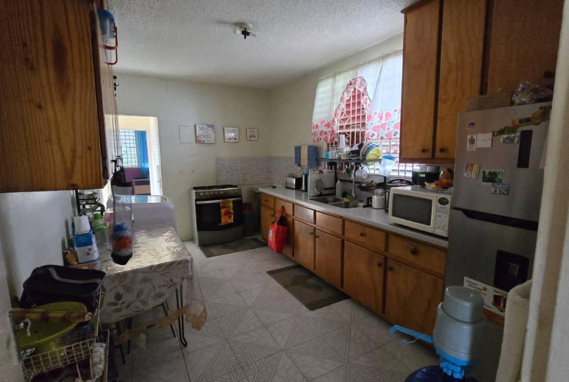 Eleventh image of 23 Barbican Avenue in Kingston 6, St. Andrew, Jamaica - property is For Rent