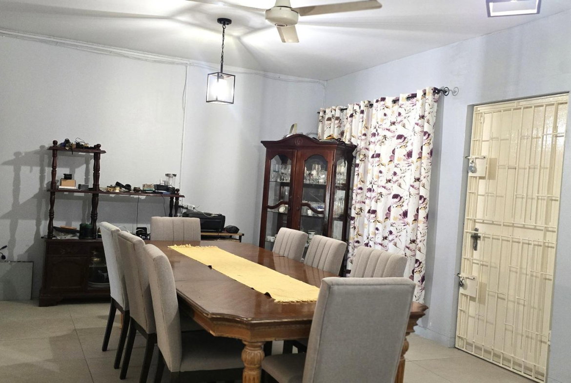 Thirteenth image of 42 Druesdale Avenue in Kingston 19, St. Andrew, Jamaica - property is For Sale