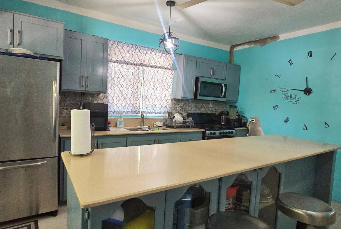 Tenth image of 42 Druesdale Avenue in Kingston 19, St. Andrew, Jamaica - property is For Sale