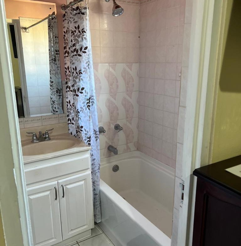 Eleventh image of 27 Bayview Boulevard in Bull Bay P.O., St. Andrew, Jamaica - property is For Rent