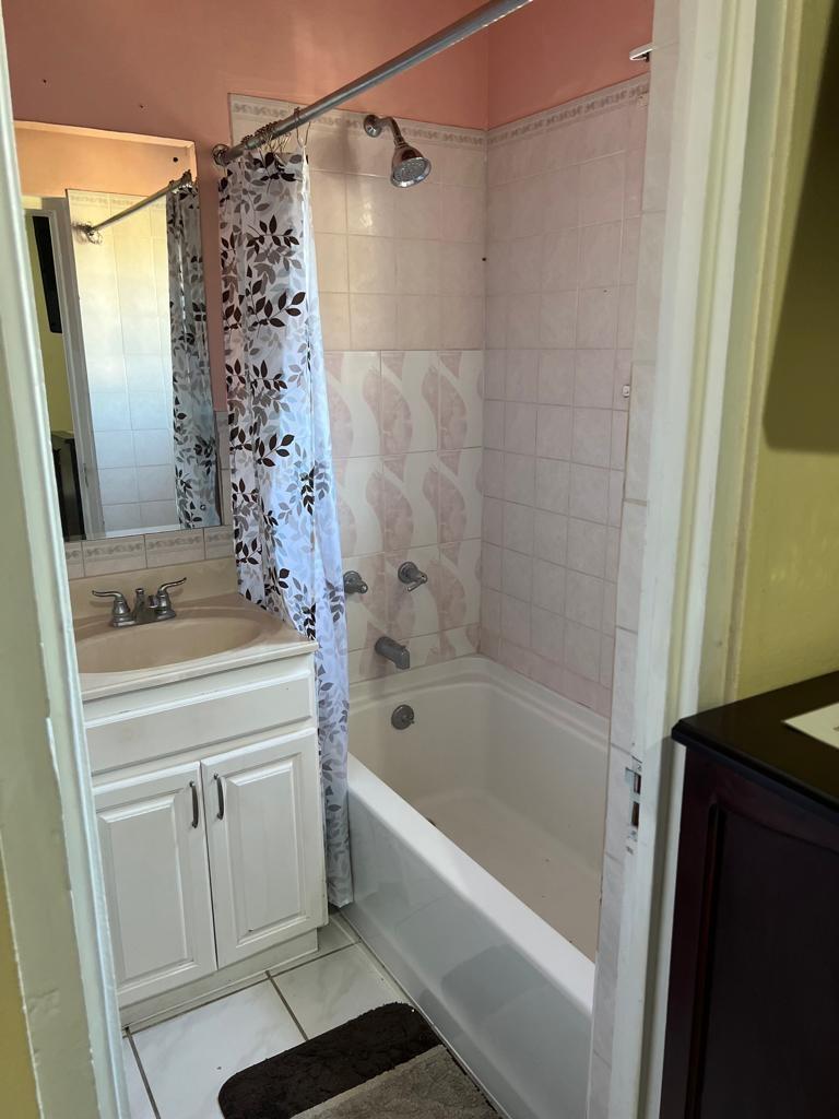 Eleventh image of 27 Bayview Boulevard in Bull Bay P.O., St. Andrew, Jamaica - property is For Rent