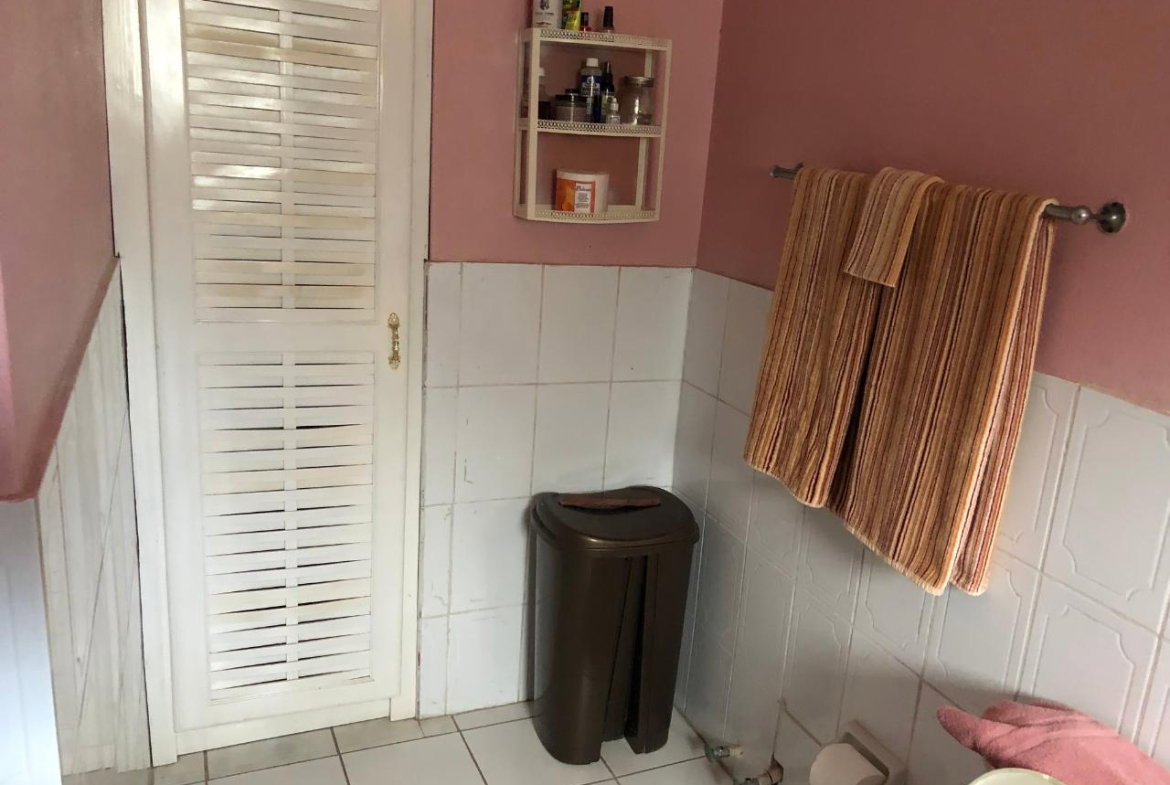 Thirteenth image of 27 Elmwood Terrace in Kingston 19, St. Andrew, Jamaica - property is For Sale