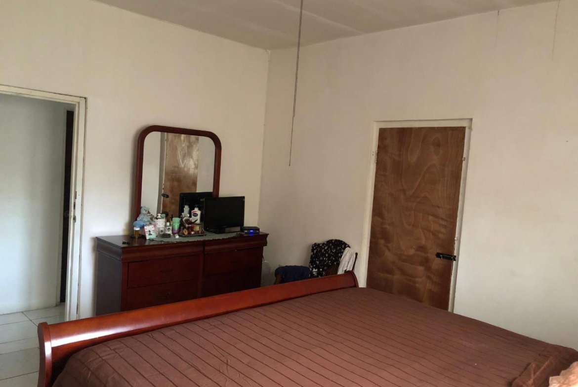 Fourteenth image of 27 Elmwood Terrace in Kingston 19, St. Andrew, Jamaica - property is For Sale