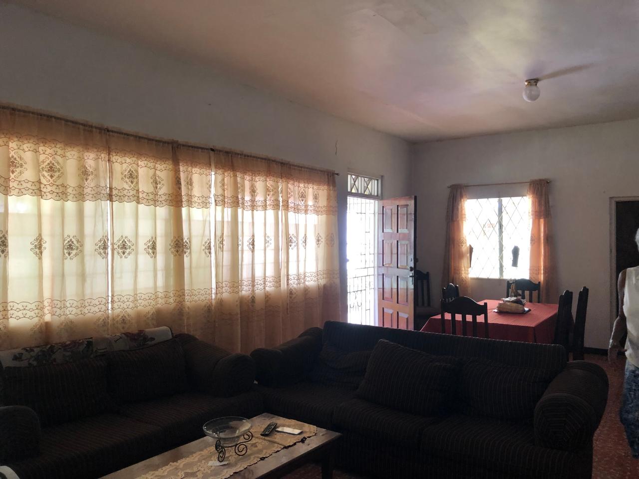 Ninth image of 27 Elmwood Terrace in Kingston 19, St. Andrew, Jamaica - property is For Sale