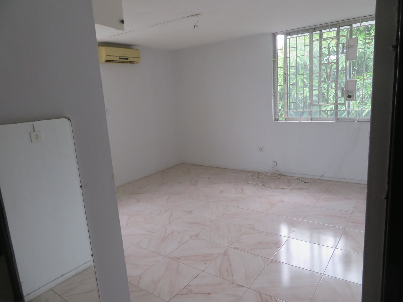 Stunning-2-Bedroom-Apartment-for-Sale-at-St-James-Court-7-Kingsway-St.-Andrew-Jamaica Fourteenth image of Apt #15-7 Kingsway in Kingston 10, St. Andrew, Jamaica - property is For Sale