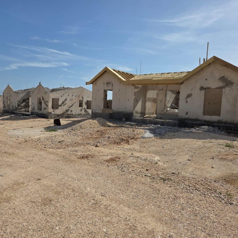 First image of 225- Toby Hammocks, Toby Heigh in Freetown, Clarendon, Jamaica - property is For Sale