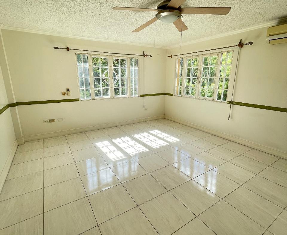 Tenth image of 118 East Mountain Pride in Kingston 6, St. Andrew, Jamaica - property is For Rent