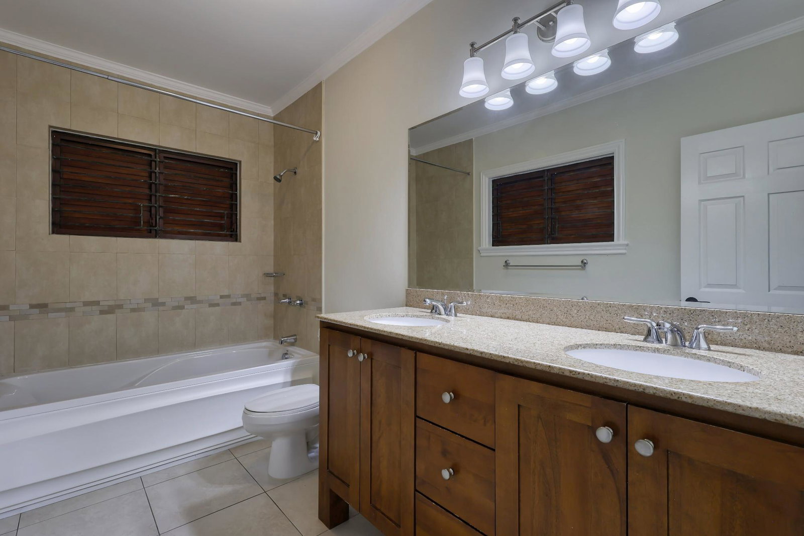 Twenty-Third image of 11 Waterworks Road in Kingston 8, St. Andrew, Jamaica - property is For Rent