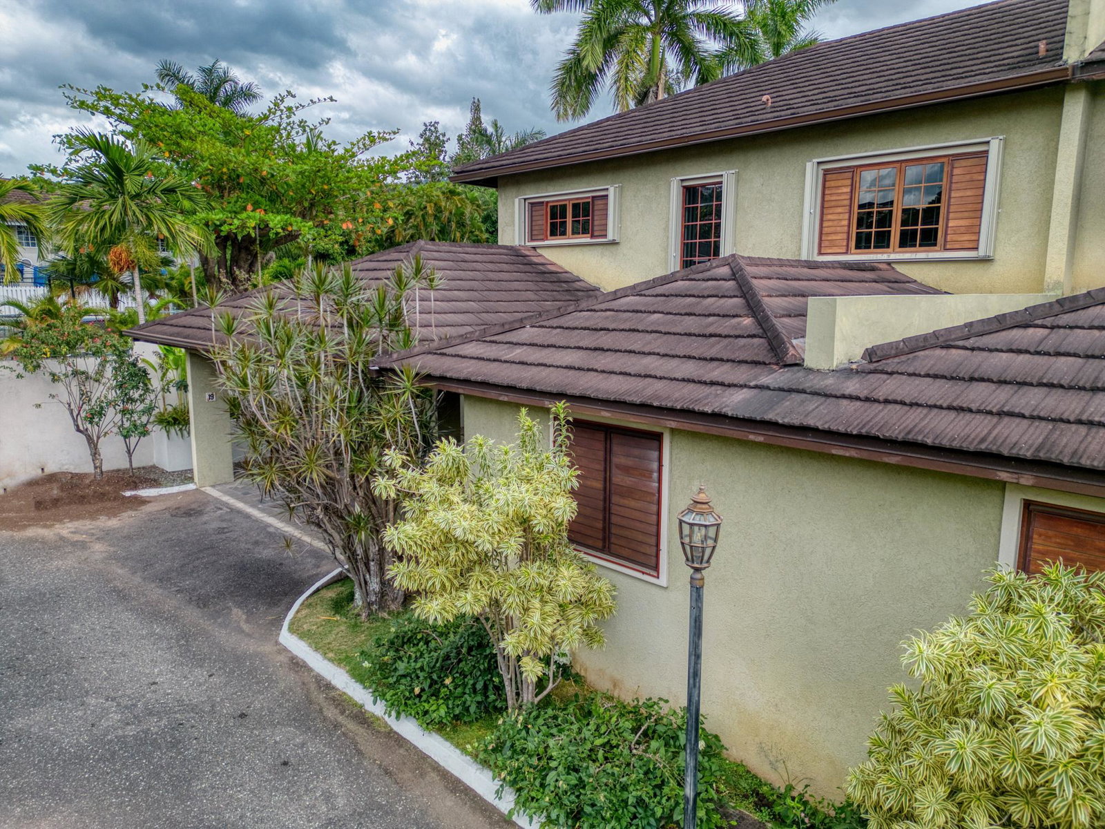 Fifth image of 11 Waterworks Road in Kingston 8, St. Andrew, Jamaica - property is For Rent