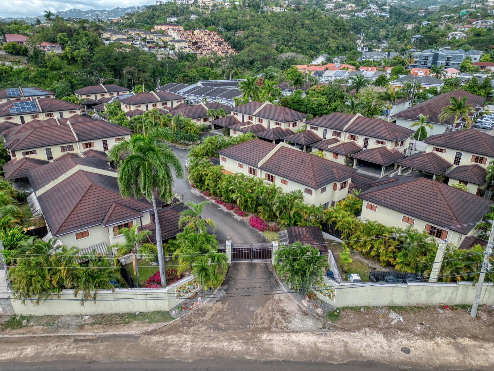 Seventh image of 11 Waterworks Road in Kingston 8, St. Andrew, Jamaica - property is For Rent