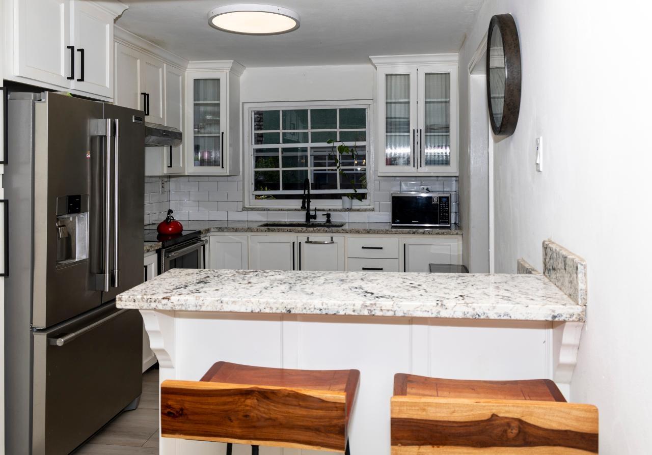 Seventh image of 7-4 Clieveden Avenue in Kingston 6, St. Andrew, Jamaica - property is For Rent