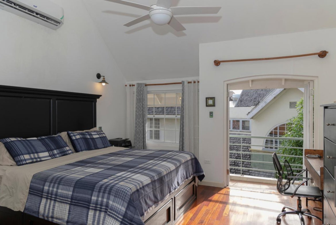 Ninth image of 7-4 Clieveden Avenue in Kingston 6, St. Andrew, Jamaica - property is For Rent