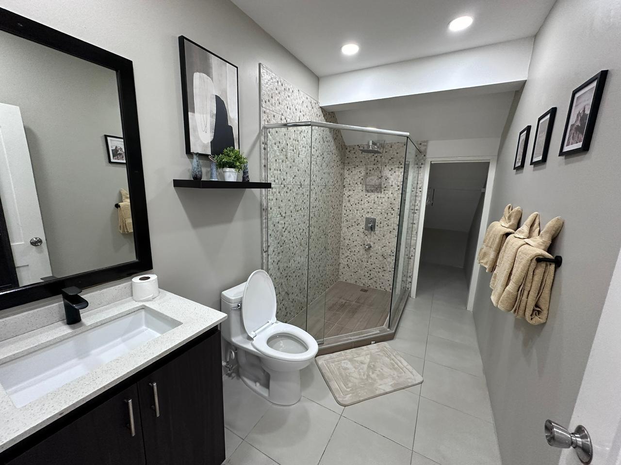 Turnkey-Airbnb-Penthouse-for-Sale-in-Kingston-–-Proven-Income-Fully-Furnished Twelfth image of Apt 48-6 Brompton Road in KINGSTON, Kingston, Jamaica - property is For Sale