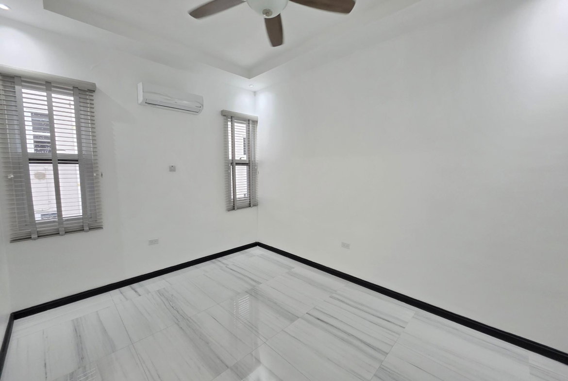 Thirteenth image of 11-9 Halifax Ave in Kingston 6, St. Andrew, Jamaica - property is For Rent