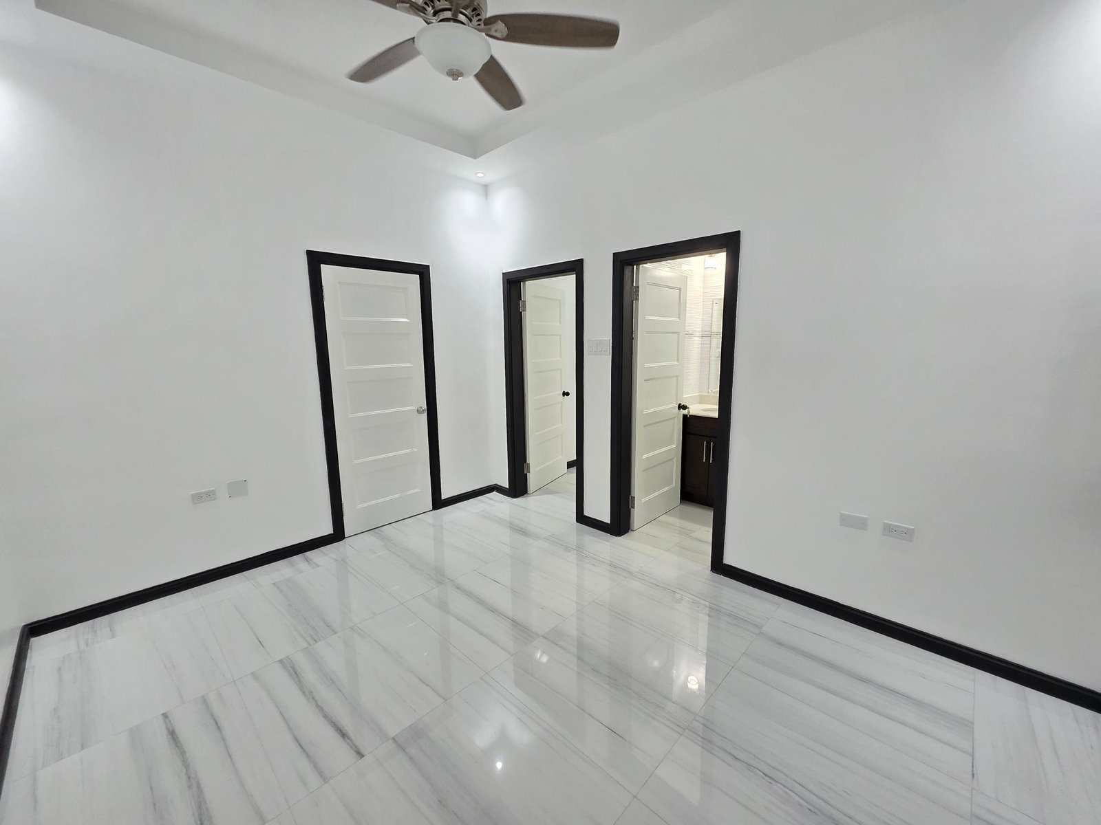 Fifteenth image of 11-9 Halifax Ave in Kingston 6, St. Andrew, Jamaica - property is For Rent