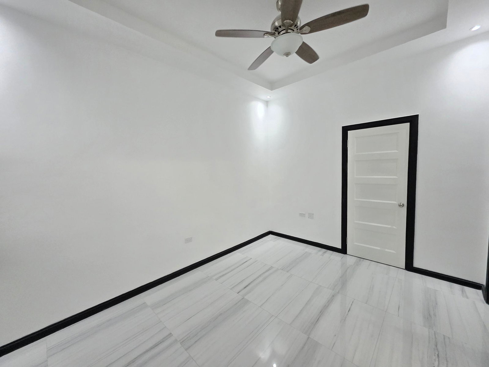 Sixteenth image of 11-9 Halifax Ave in Kingston 6, St. Andrew, Jamaica - property is For Rent