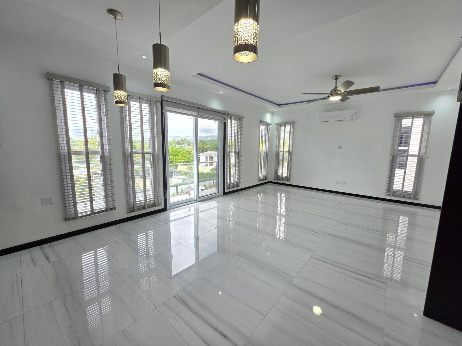 Fourth image of 11-9 Halifax Ave in Kingston 6, St. Andrew, Jamaica - property is For Rent