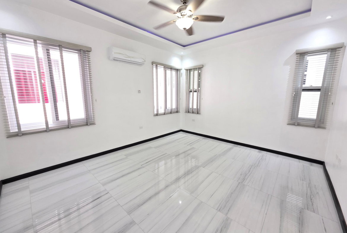 Seventh image of 11-9 Halifax Ave in Kingston 6, St. Andrew, Jamaica - property is For Rent