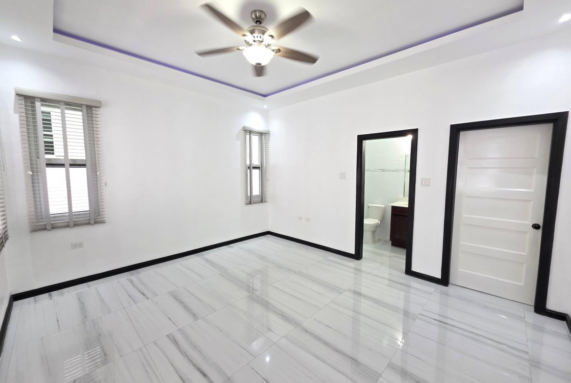 Eighth image of 11-9 Halifax Ave in Kingston 6, St. Andrew, Jamaica - property is For Rent