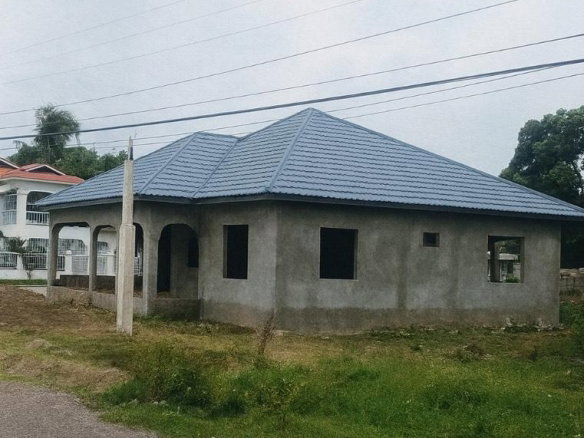 First image of 38 Hopefiled in May Pen, Clarendon, Jamaica - property is For Sale