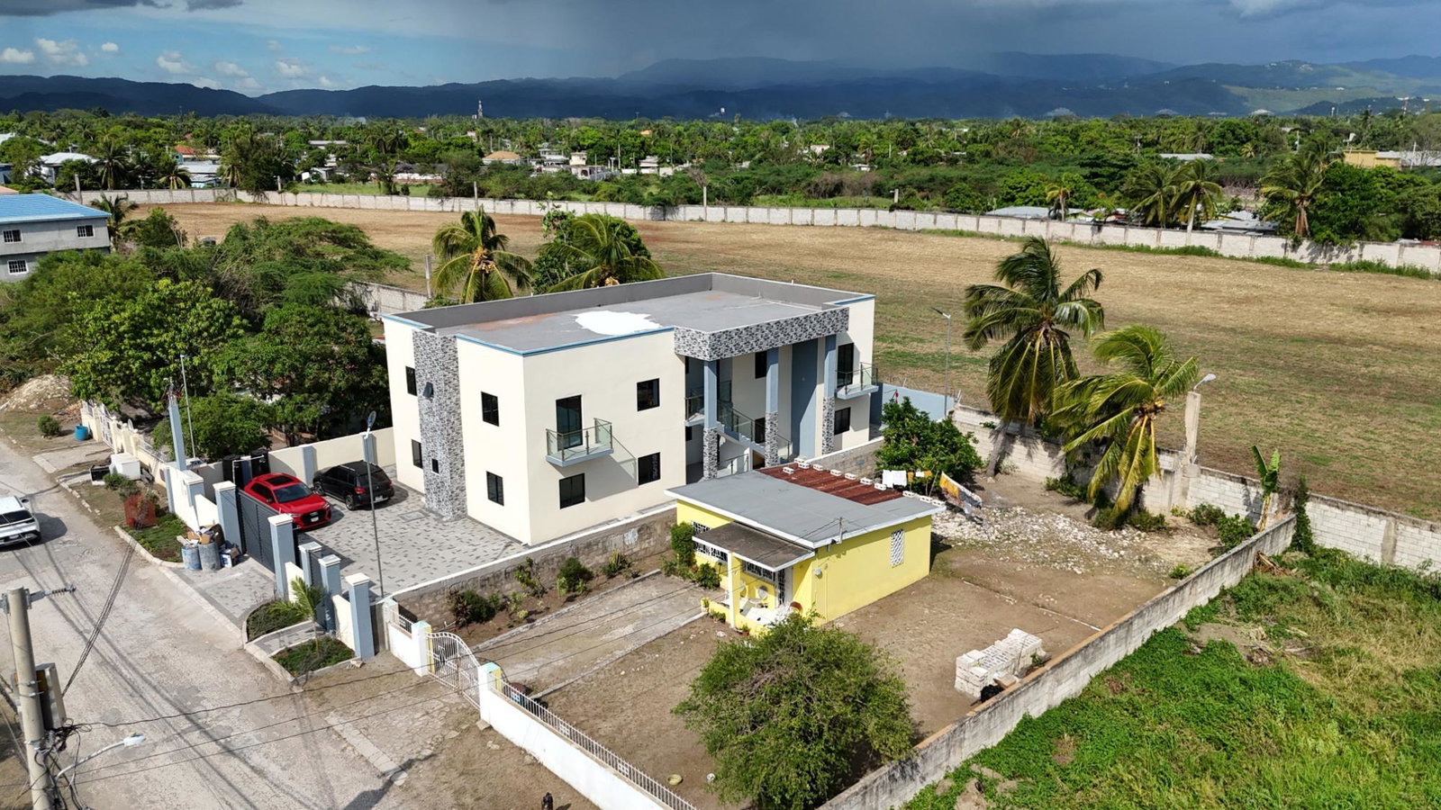 First image of 33 b Clayton Way, Willowdene in Spanish Town, St. Catherine, Jamaica - property is For Rent