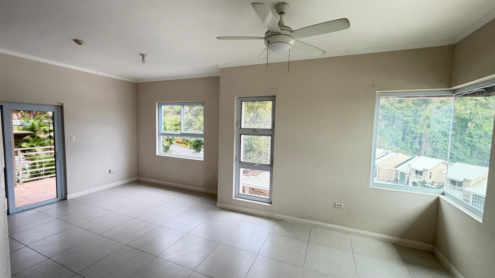 Unfurnished-Studio-Apartment-for-Rent-in-Red-Hills-St.-Andrew-Jamaica Twelfth image of 38- 3 Forest Ridge, Red Hills in Kingston 19, St. Andrew, Jamaica - property is For Rent