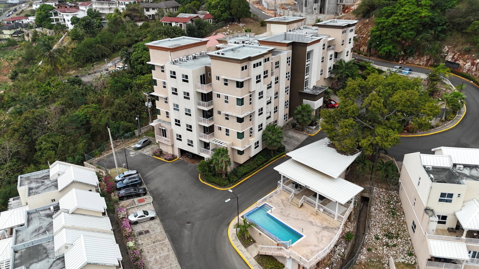 Unfurnished-Studio-Apartment-for-Rent-in-Red-Hills-St.-Andrew-Jamaica Fourth image of 38- 3 Forest Ridge, Red Hills in Kingston 19, St. Andrew, Jamaica - property is For Rent