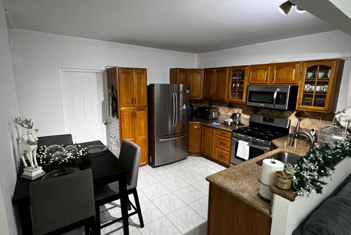 Eighth image of Apt. 107--26 Dunrobin Acres in Kingston 10, St. Andrew, Jamaica - property is For Sale