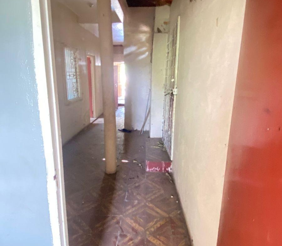 Sixteenth image of 6 Nelson Street in May Pen, Clarendon, Jamaica - property is For Sale