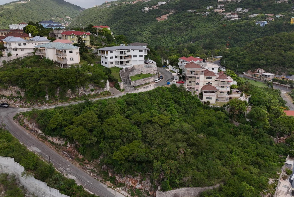 Second image of 6 Throne Circle in Kingston 19, St. Andrew, Jamaica - property is For Sale