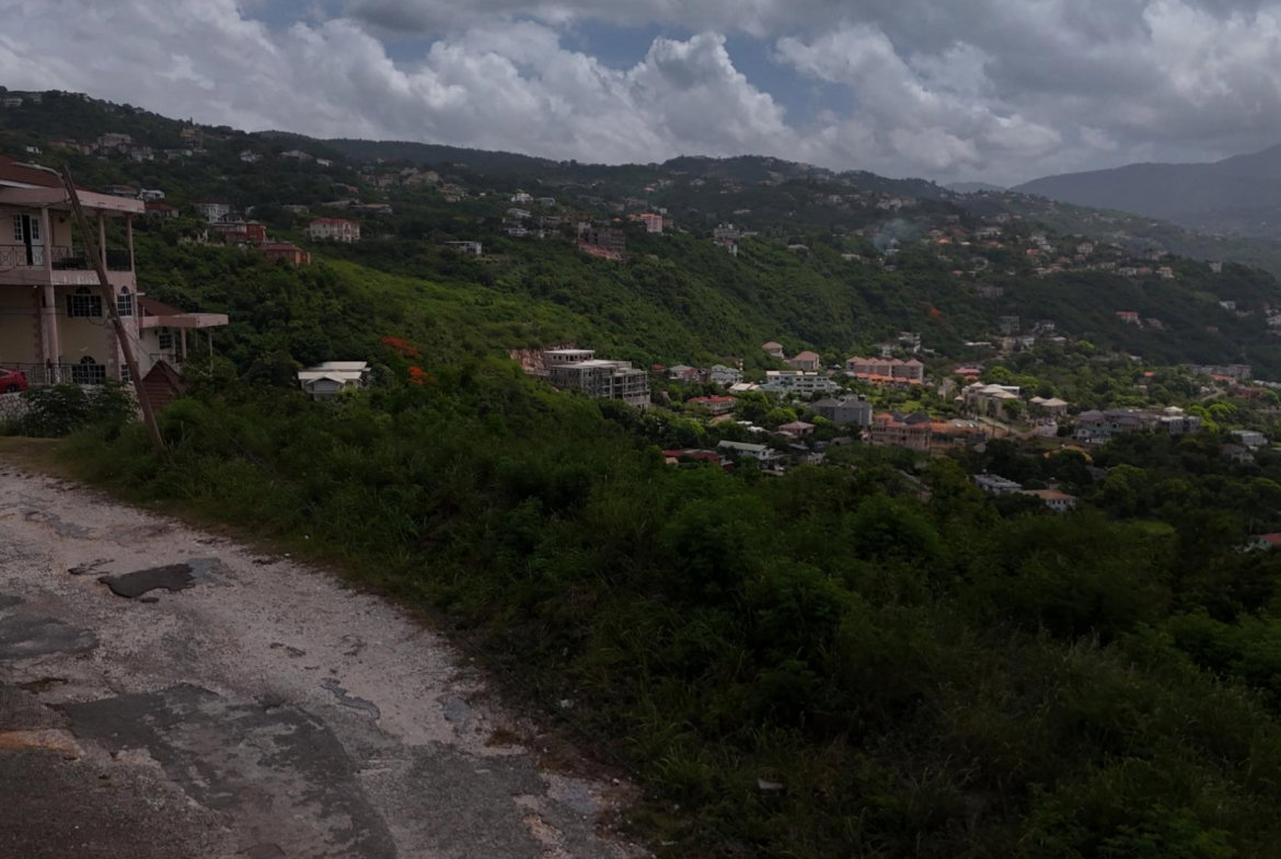 Fifth image of 6 Throne Circle in Kingston 19, St. Andrew, Jamaica - property is For Sale