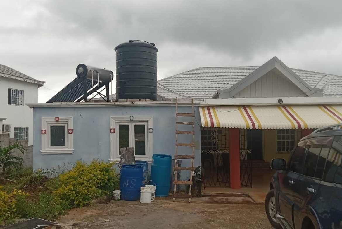 First image of Exton Junction in Junction, St. Elizabeth, Jamaica - property is For Rent