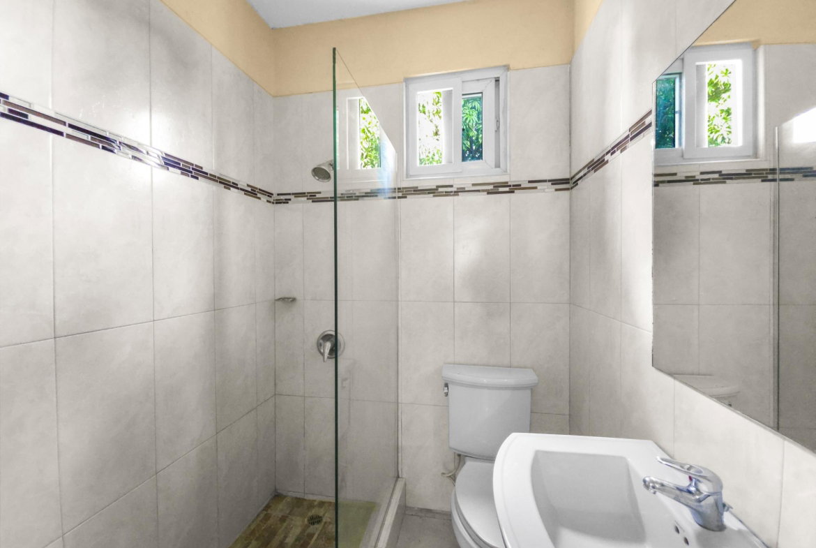 Seventh image of 29-9-11 Washington Drive in Kingston 10, St. Andrew, Jamaica - property is For Sale