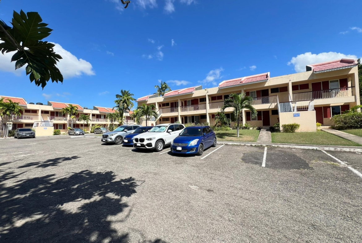 Eleventh image of 14 Charlton Road in Kingston 8, St. Andrew, Jamaica - property is For Rent