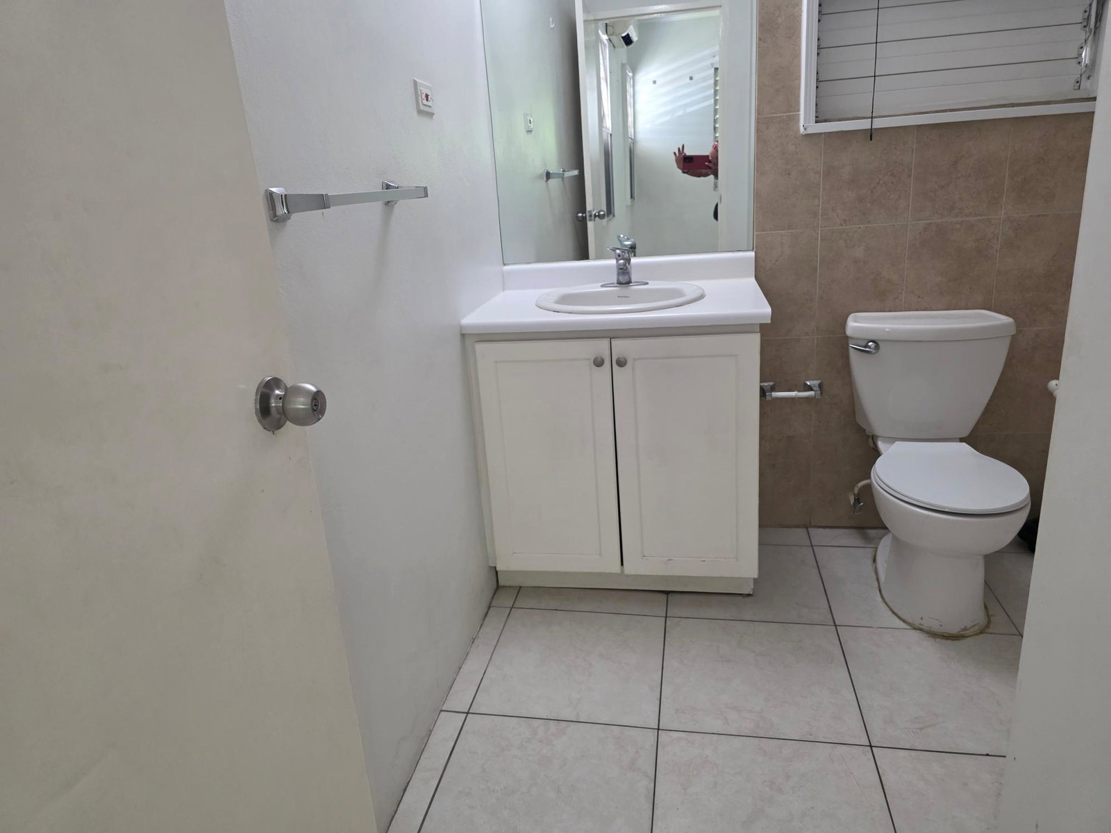 Twenty-Fourth image of 18-20 Wellington Drive, Kingsto in Kingston 6, St. Andrew, Jamaica - property is For Sale