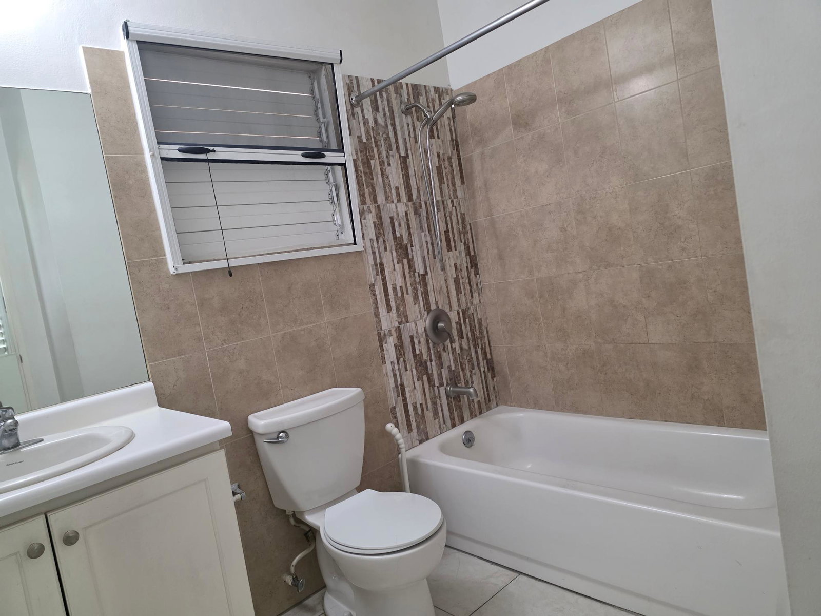 Twenty-Fifth image of 18-20 Wellington Drive, Kingsto in Kingston 6, St. Andrew, Jamaica - property is For Sale