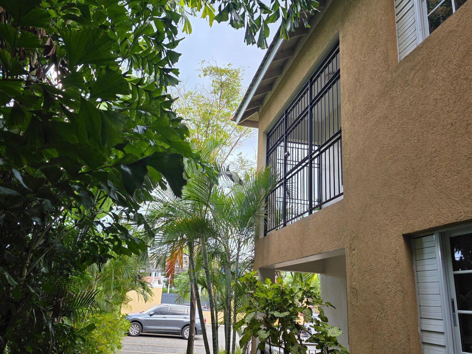Fourth image of 18-20 Wellington Drive, Kingsto in Kingston 6, St. Andrew, Jamaica - property is For Sale