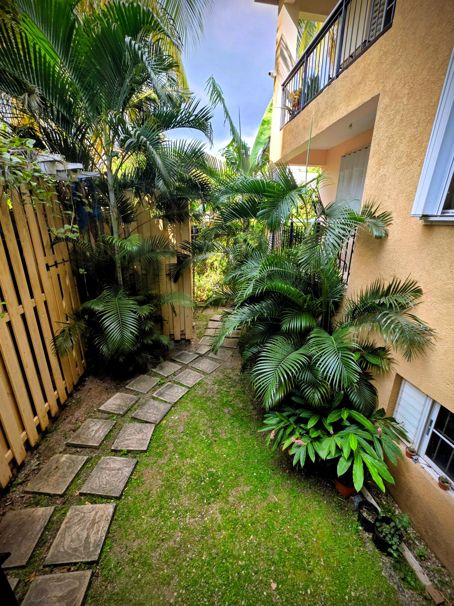 Fifth image of 18-20 Wellington Drive, Kingsto in Kingston 6, St. Andrew, Jamaica - property is For Sale