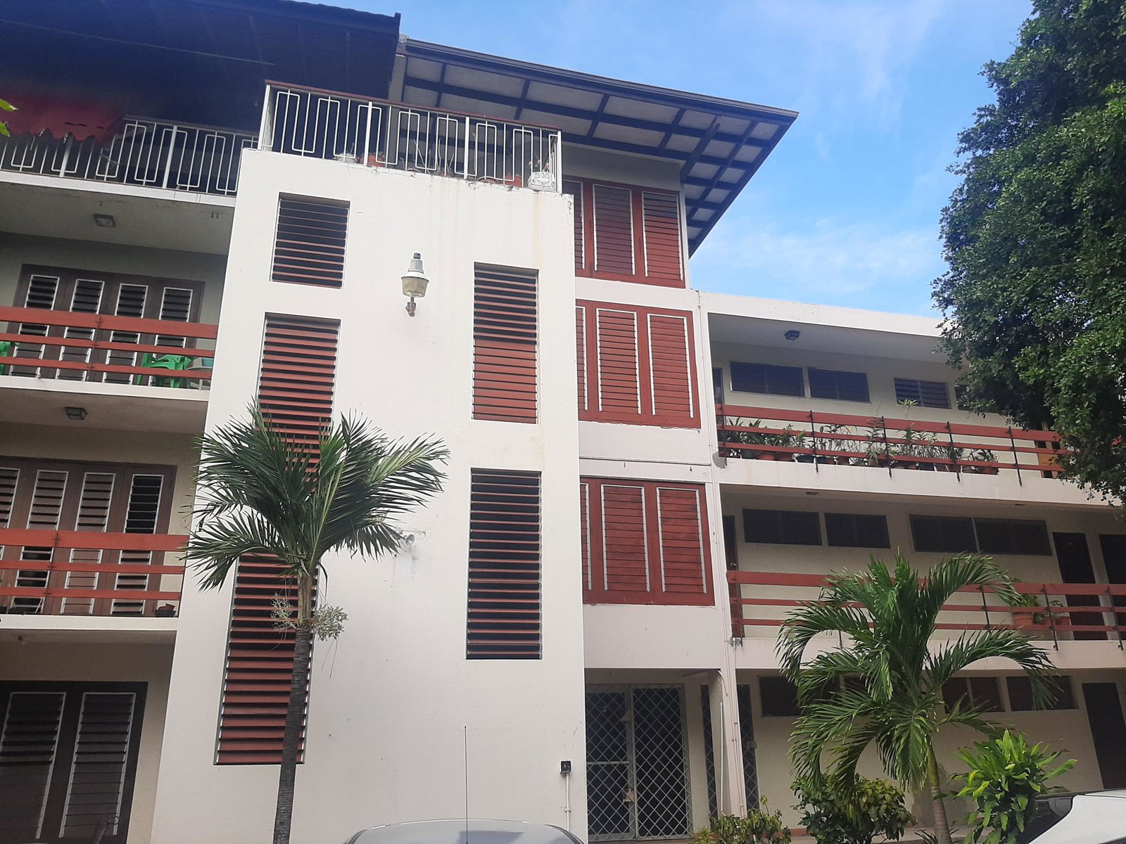 Second image of 45n-16 Oxford Road Kgn 5 in Kingston 5, St. Andrew, Jamaica - property is For Sale