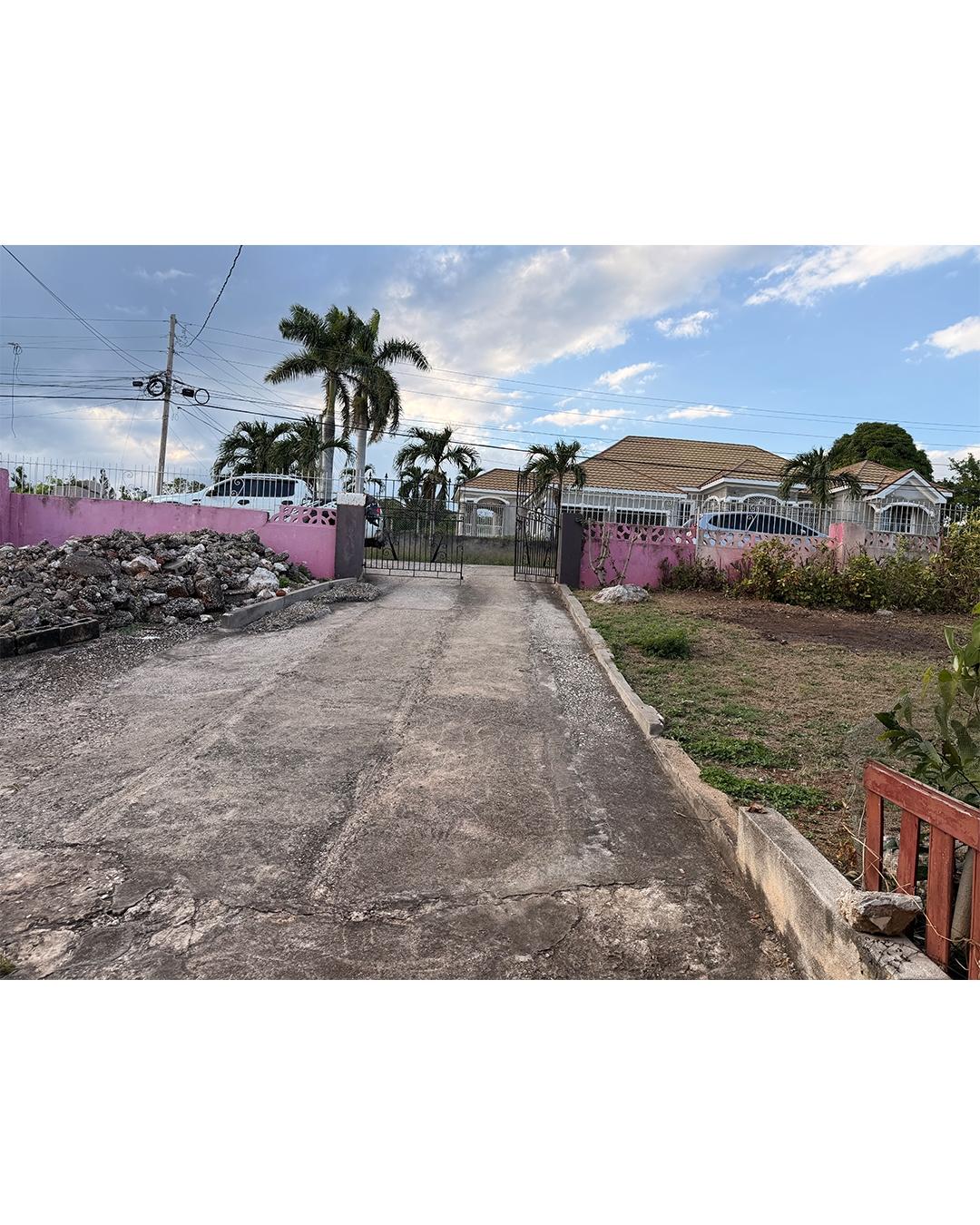1225-St-Martin-Road-St.-Catherine-Jamaica-4-Bedroom-Renovation-Opportunity-on-Spacious-Fruit-Tree-Lot Second image of 1225 st Martin Road in Green Acres, St. Catherine, Jamaica - property is For Sale